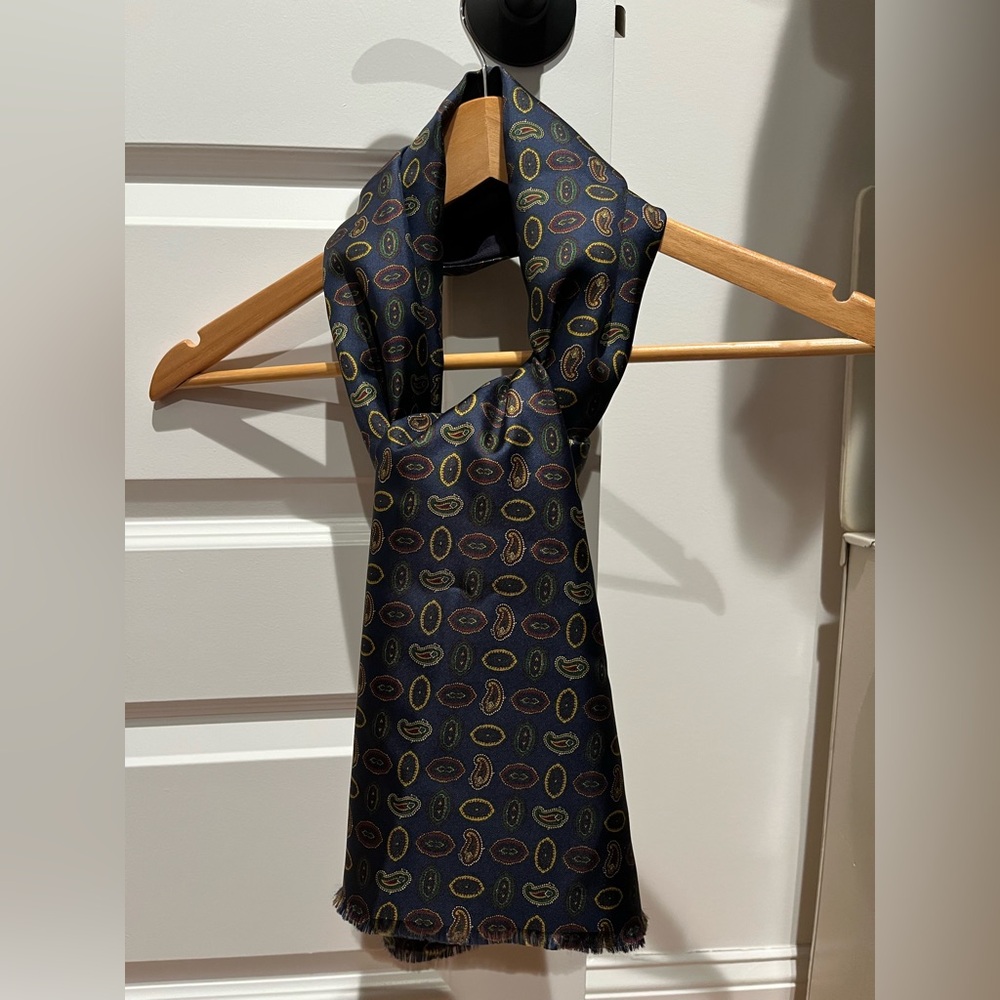 Fendi Italian Reversible Silk and Wool Scarf, Unisex, Navy Paisley
